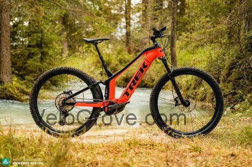 Trek Powerfly FS 7 specs and reviews 